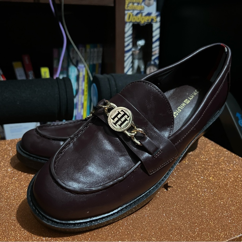 Tommy Hilfiger Dark Brown Loafers with Gold Chain